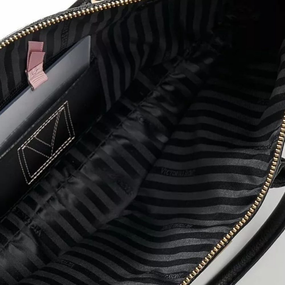 VICTORIA'S SECRET The Victoria Slouchy Satchel in Blush Colorblock - Picture 3 of 13